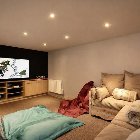 Wonderful, Spacious And Quiet In Courchevel