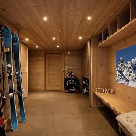 Wonderful, Spacious And Quiet In Courchevel