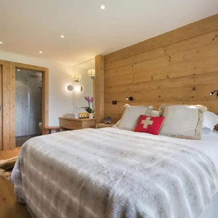 Daire Wonderful, Spacious And Quiet In
