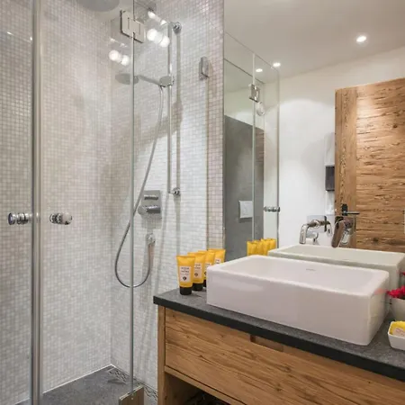 Daire Wonderful, Spacious And Quiet In *